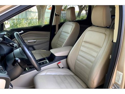 Used 2018 Ford Escape SEL image 25