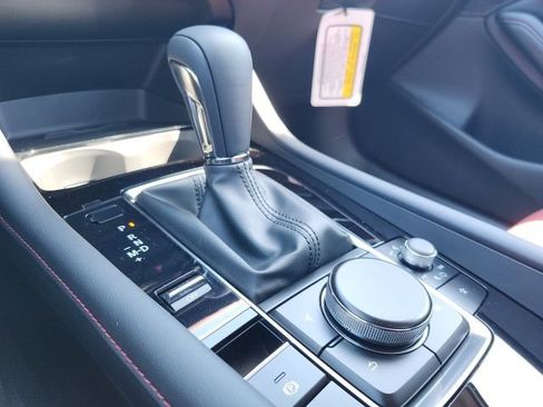 New 2026 MAZDA MAZDA3 Carbon image 31