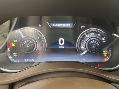 New 2026 RAM 2500 Laramie AWD/4WD image 12