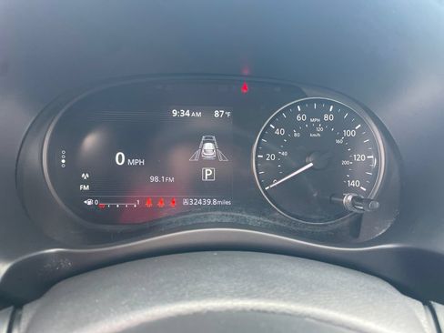 Certified 2024 Nissan Kicks SR w/ SR Premium Package FWD image 15