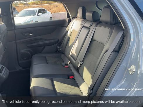Used 2024 Nissan Ariya FWD image 12