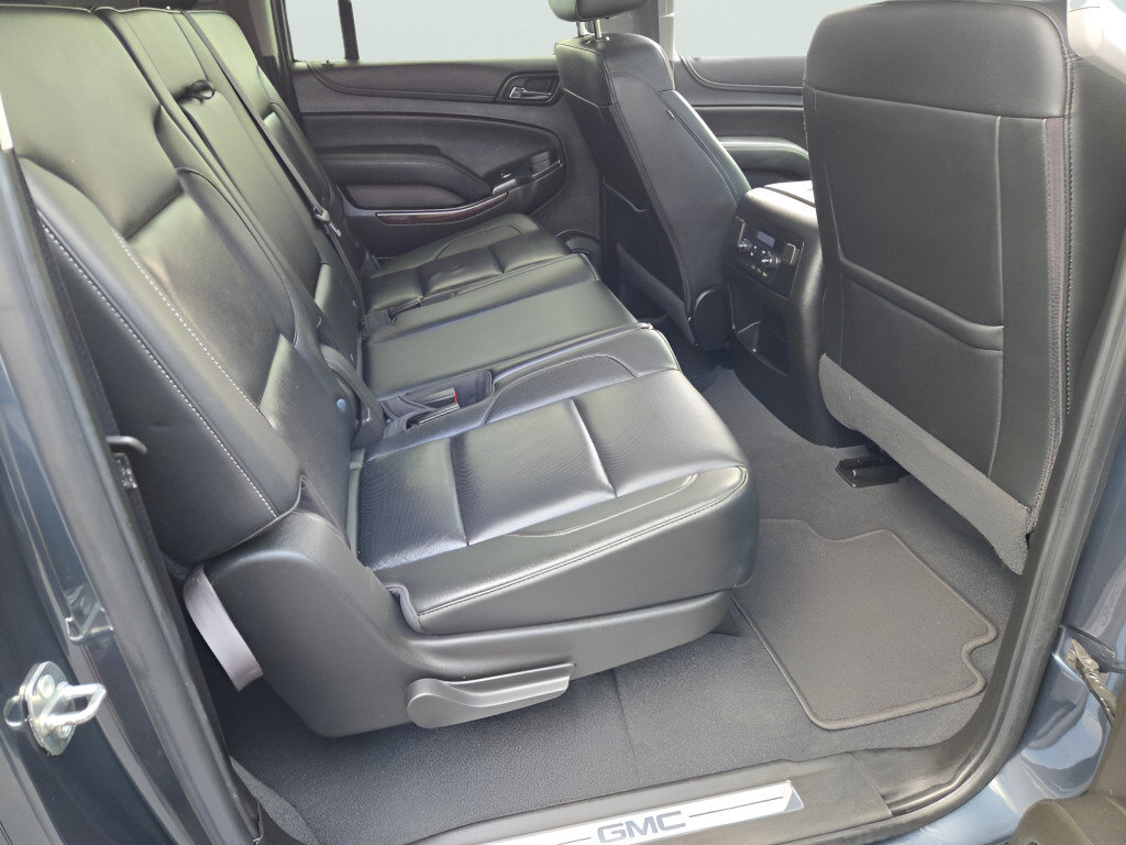 Certified 2019 GMC Yukon XL SLT w/ Open Road Package AWD/4WD image 11