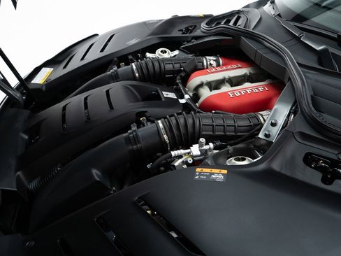 Used 2024 Ferrari Purosangue image 48