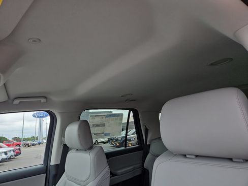 New 2026 Ford Expedition Active RWD image 22