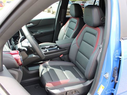 New 2026 Chevrolet Equinox RS w/ Convenience Package III FWD image 16