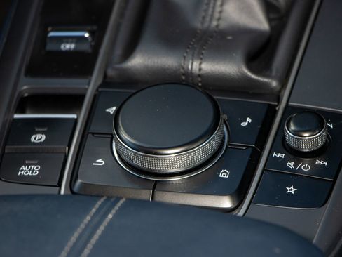 Used 2021 MAZDA CX-30 FWD 2.5 S image 23