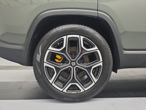 Used 2023 Rivian R1S Launch Edition AWD/4WD image 12