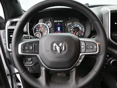 Certified 2025 RAM 1500 Big Horn AWD/4WD image 15
