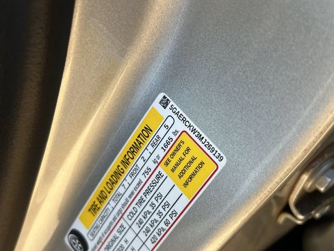 Used 2021 Buick Enclave Premium w/ Sun and Sites Package FWD image 15