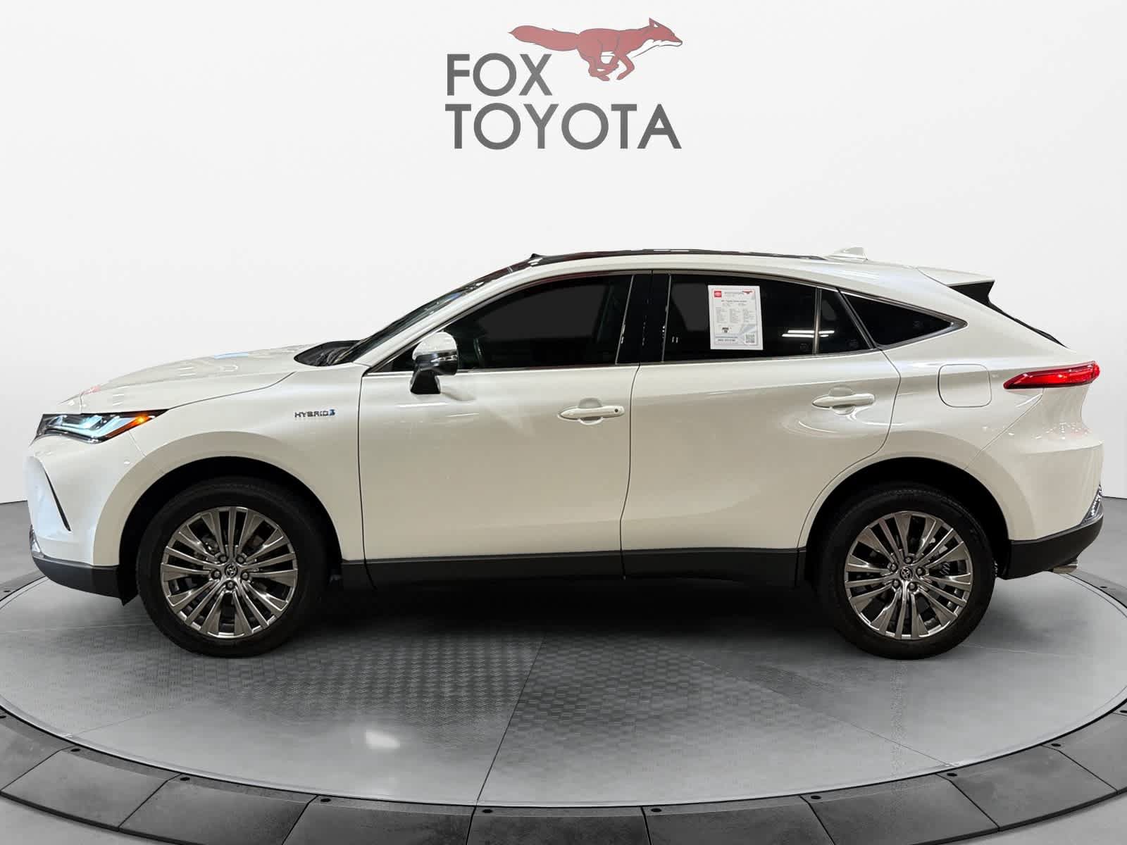 Used 2021 Toyota Venza Limited w/ Advanced Technology Package AWD/4WD image 3