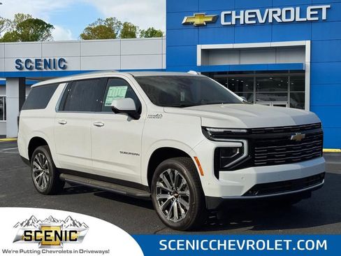 New 2026 Chevrolet Suburban High Country w/ Sun And Tow Package AWD/4WD image 1