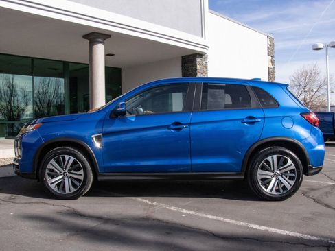 Used 2024 Mitsubishi Outlander Sport SE image 4