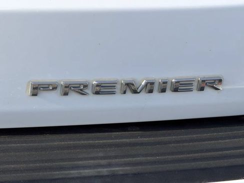 Used 2021 Chevrolet Tahoe Premier w/ Premium Package RWD image 13