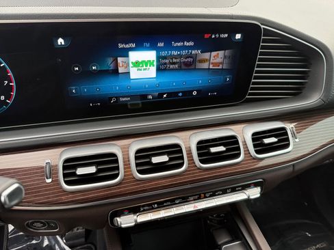 Certified 2022 Mercedes-Benz GLS 450 4MATIC image 18