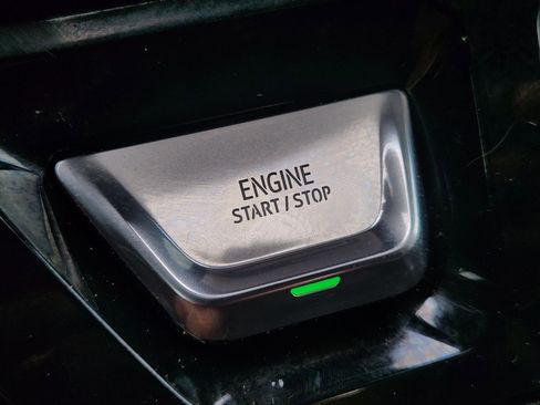 Used 2025 GMC Sierra 2500 AT4X AWD/4WD image 22