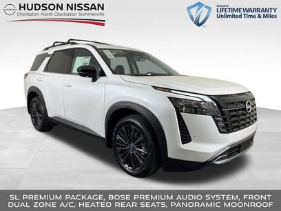 New 2026 Nissan Pathfinder SL w/ SL Premium Package