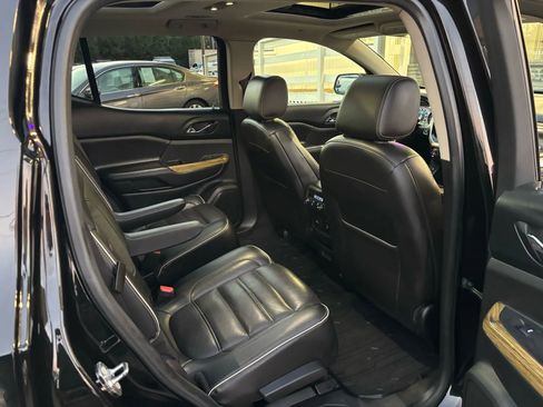 Used 2018 GMC Acadia Denali image 28