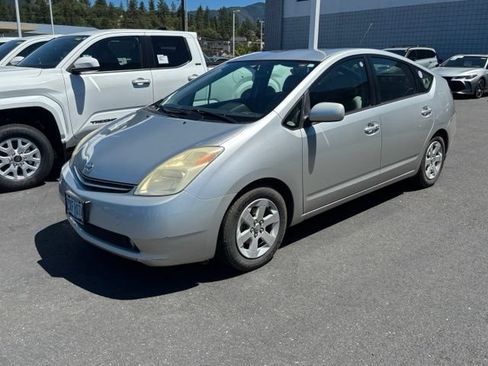 Used 2004 Toyota Prius FWD image 4