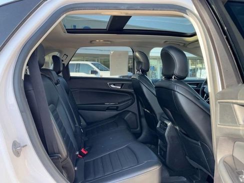 Used 2019 Ford Edge SEL w/ Equipment Group 201A image 11
