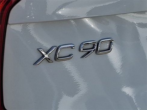 Used 2022 Volvo XC90 T6 Inscription w/ Advanced Package image 36