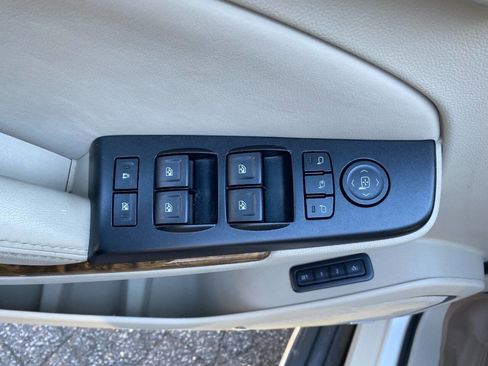 Used 2015 GMC Yukon XL Denali w/ Touring Package image 18