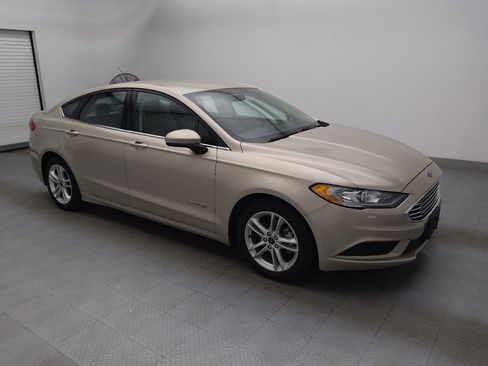 Used 2018 Ford Fusion S image 11