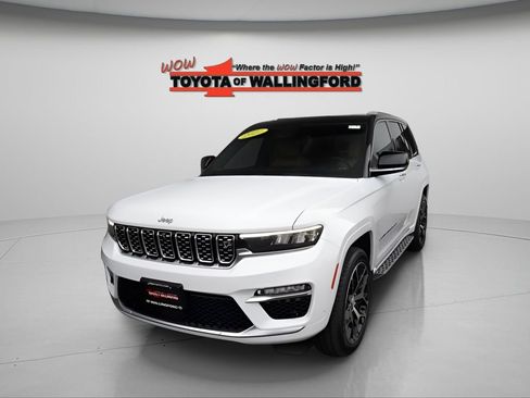Used 2022 Jeep Grand Cherokee Summit AWD/4WD image 1