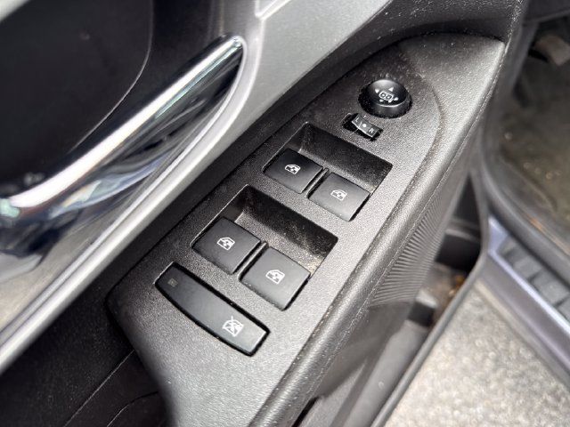 Used 2013 Chevrolet Equinox LS AWD/4WD image 20