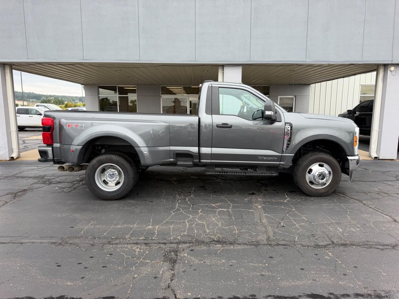 Certified 2026 Ford F350 XLT w/ 360-Degree Camera Package AWD/4WD image 2