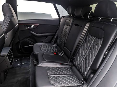 Used 2024 Audi SQ8 Premium Plus w/ Executive Package image 9
