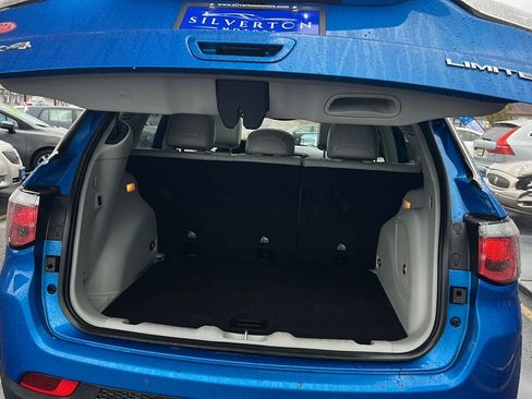 Used 2018 Jeep Compass Limited w/ Navigation Group image 7