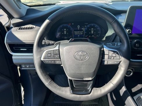 Used 2024 Toyota Grand Highlander Platinum image 20