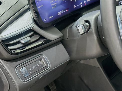 Certified 2026 Buick Enclave Preferred w/ Power Package FWD image 10