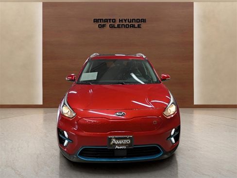 Used 2021 Kia Niro EX Premium w/ Cold Weather Package image 9