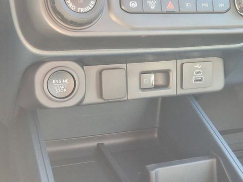 New 2026 Ford Maverick Lariat w/ 4K Tow Package image 24