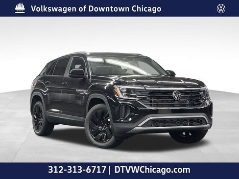 New 2026 Volkswagen Atlas Cross Sport SE image 1