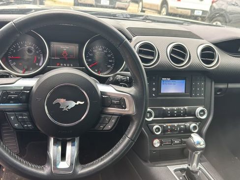 Used 2019 Ford Mustang Coupe w/ Black Accent Package image 9