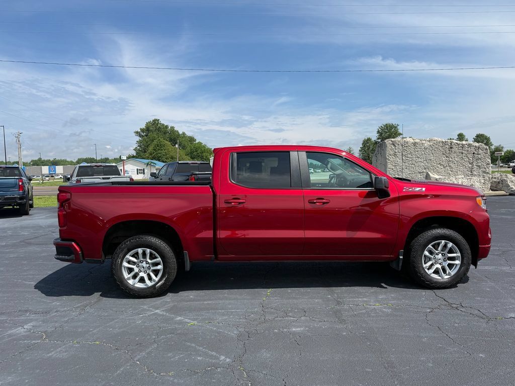 Used 2023 Chevrolet Silverado 1500 RST AWD/4WD image 25