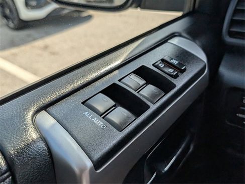 Used 2020 Toyota 4Runner SR5 Premium image 23