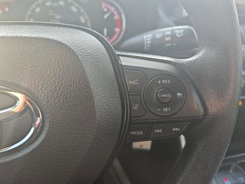 Used 2023 Toyota RAV4 LE AWD/4WD image 13