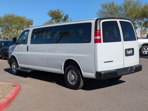 Used 2023 Chevrolet Express 3500 LS image 5