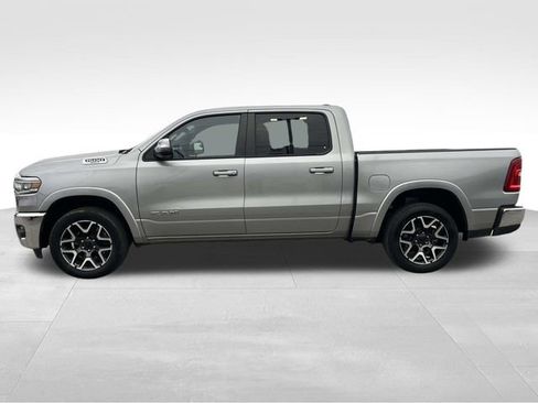 Used 2025 RAM 1500 Laramie image 4