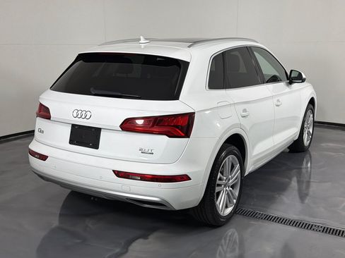 Used 2018 Audi Q5 2.0T Premium Plus w/ Premium Plus Package AWD/4WD image 5