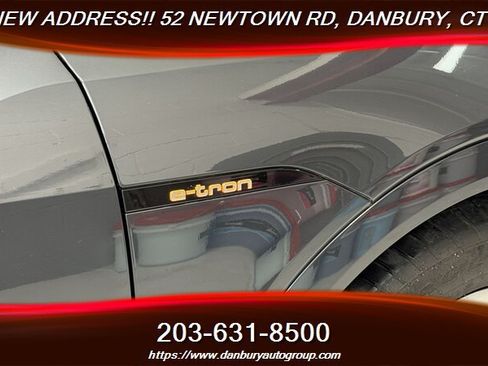 Used 2021 Audi e-tron Premium w/ Convenience Plus Package AWD/4WD image 10
