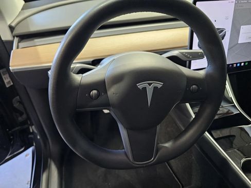 Used 2020 Tesla Model Y Long Range AWD/4WD image 15