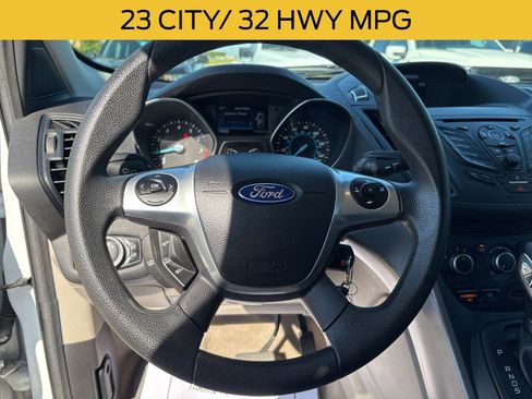 Used 2016 Ford Escape SE FWD image 20