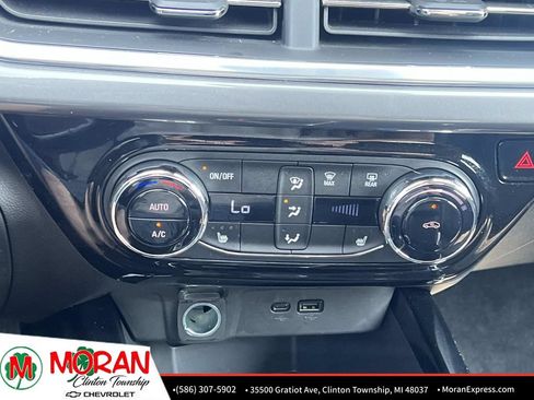 Certified 2024 Chevrolet Trax ACTIV w/ Driver Confidence Package FWD image 22