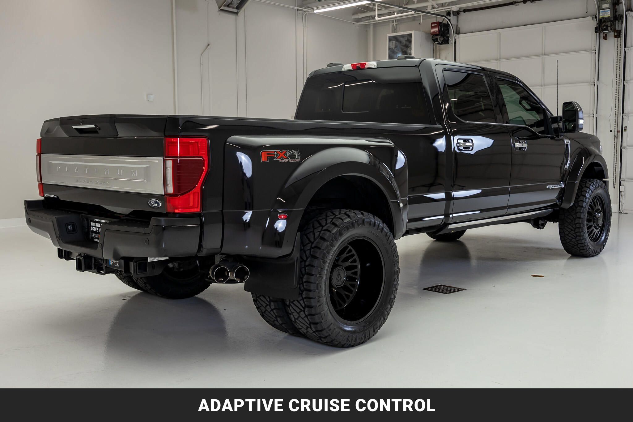 Used 2022 Ford F450 Platinum w/ FX4 Off-Road Package AWD/4WD image 10