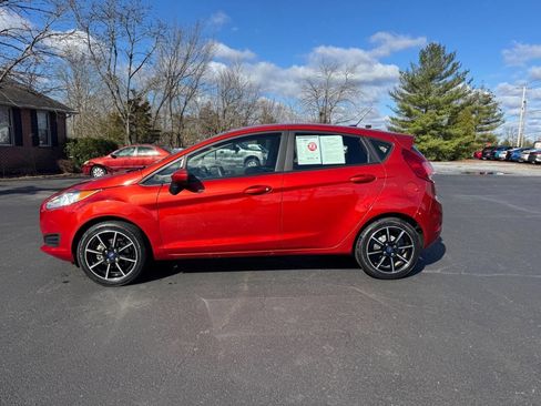 Used 2018 Ford Fiesta SE image 7