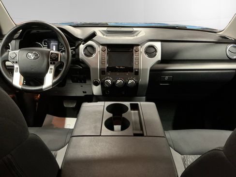 Certified 2019 Toyota Tundra SR5 w/ TRD Off Road Package image 10